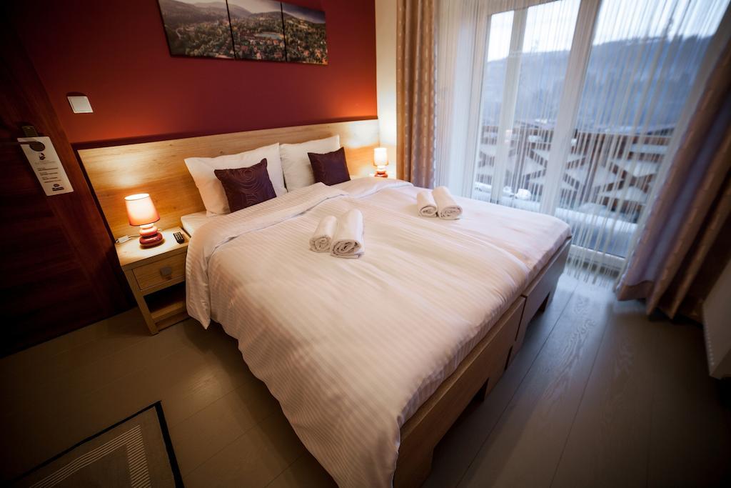 Rezydencja Pod Ochorowiczowka B&B Wisła Rum bild