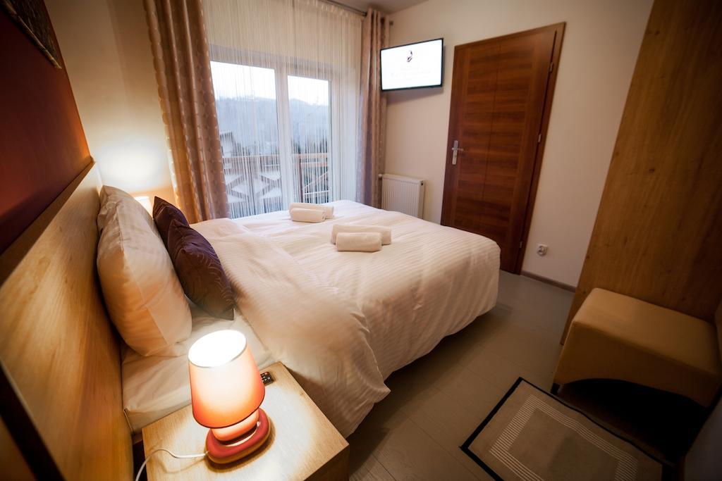 Rezydencja Pod Ochorowiczowka B&B Wisła Rum bild